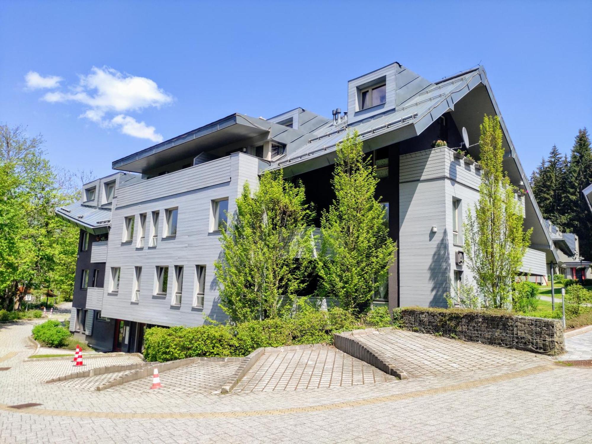 WELLNESS APARTMÁN RESIDENT HARRACHOV C308 Horský apartmán 2KK s velkou terasou a vlastním parkováním v garáži Exterior foto