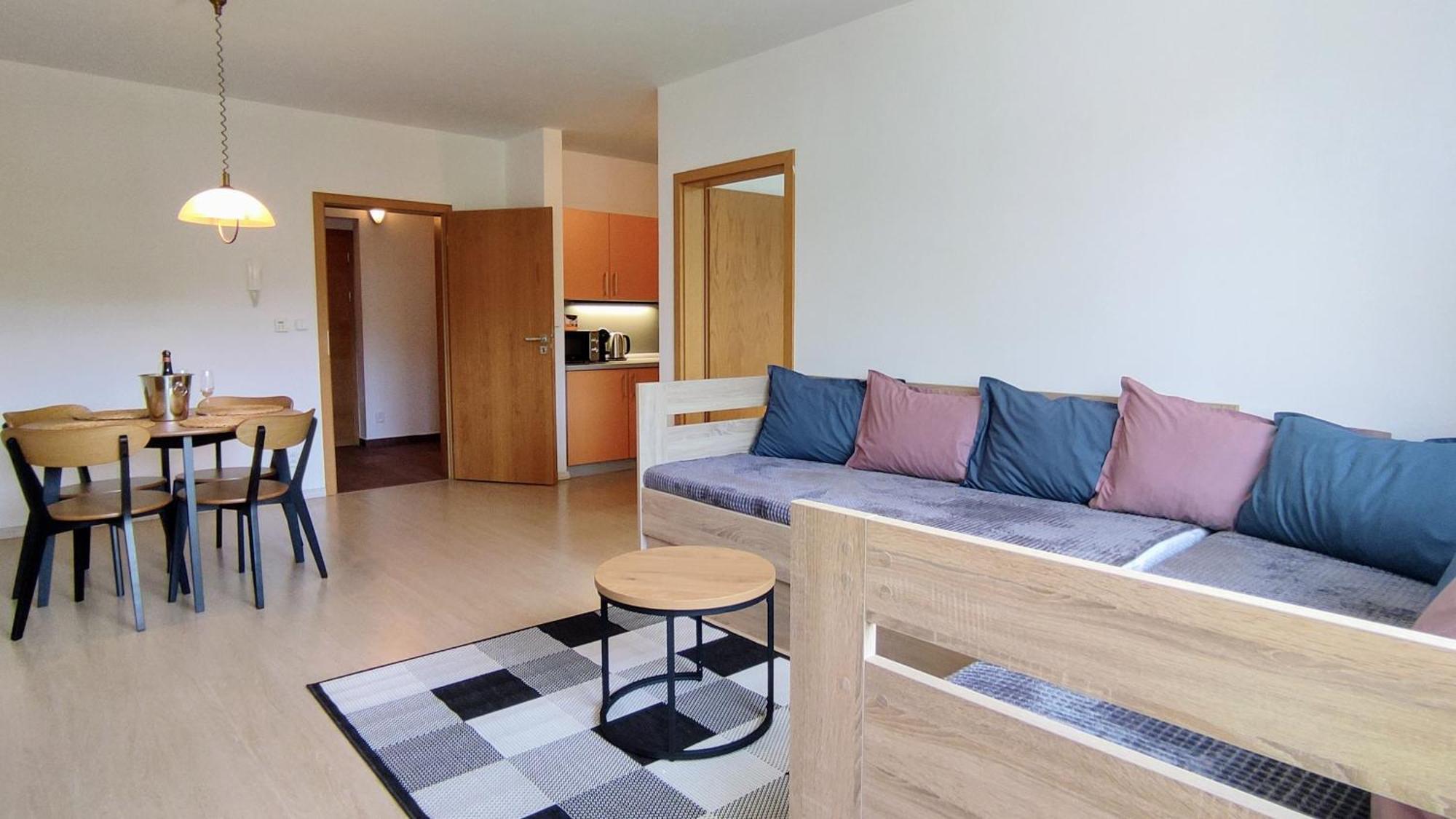 WELLNESS APARTMÁN RESIDENT HARRACHOV C308 Horský apartmán 2KK s velkou terasou a vlastním parkováním v garáži Exterior foto